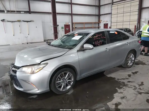 4T1BF1FK6HU805006 2017 TOYOTA CAMRY - Image 2