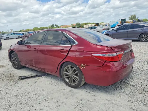4T1BF1FK6HU806124 2017 TOYOTA CAMRY - Image 2