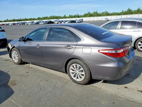 4T1BF1FK6HU806236 2017 TOYOTA CAMRY - Image 2