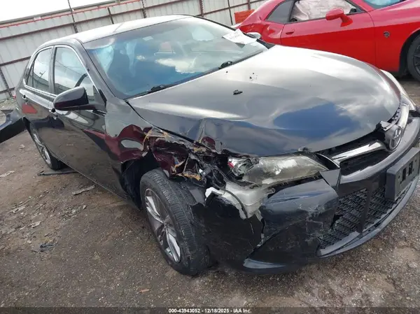 4T1BF1FK6HU806351 2017 TOYOTA CAMRY - Image 1