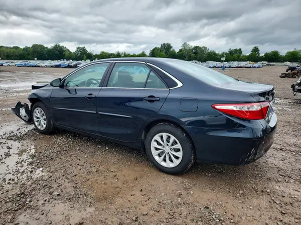 4T1BF1FK6HU806981 2017 TOYOTA CAMRY - Image 2
