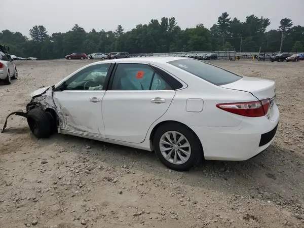 4T1BF1FK6HU808410 2017 TOYOTA CAMRY - Image 2
