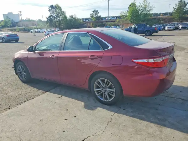 4T1BF1FK6HU810660 2017 TOYOTA CAMRY - Image 2