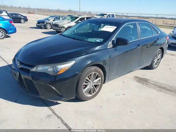 4T1BF1FK6HU811100 2017 TOYOTA CAMRY - Image 2