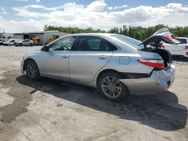 4T1BF1FK7GU120186 2016 TOYOTA CAMRY - Image 2