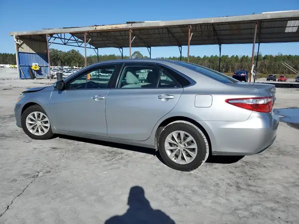 4T1BF1FK7GU123279 2016 TOYOTA CAMRY - Image 2