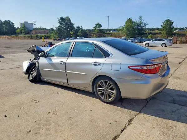 4T1BF1FK7GU124089 2016 TOYOTA CAMRY - Image 2