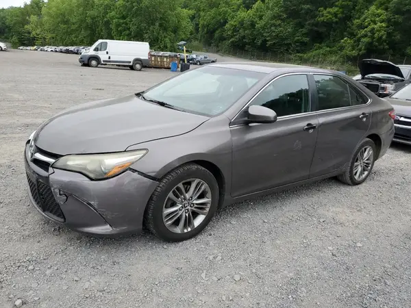 4T1BF1FK7GU126182 2016 TOYOTA CAMRY - Image 1