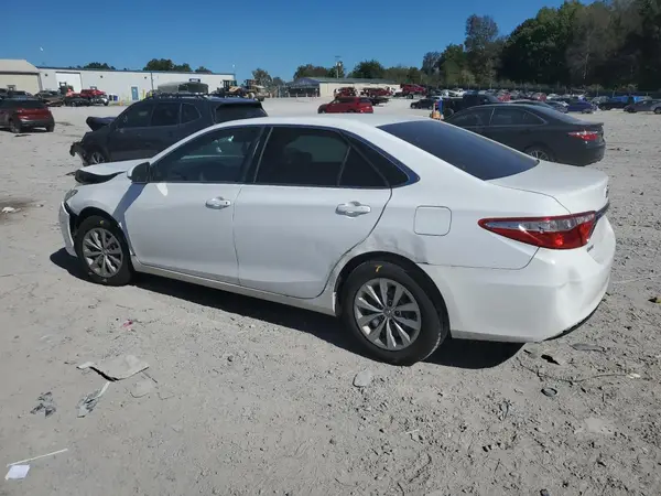 4T1BF1FK7GU128322 2016 TOYOTA CAMRY - Image 2