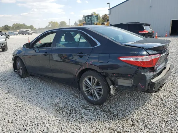 4T1BF1FK7GU140633 2016 TOYOTA CAMRY - Image 2