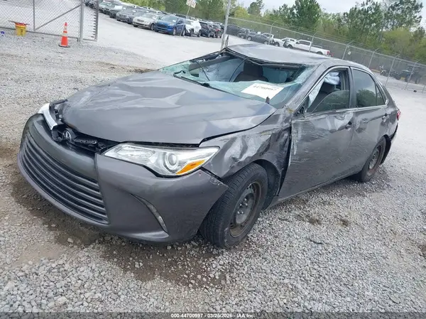 4T1BF1FK7GU150868 2016 TOYOTA CAMRY - Image 2