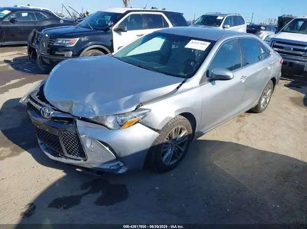 4T1BF1FK7GU151390 2016 TOYOTA CAMRY - Image 2