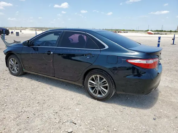 4T1BF1FK7GU164169 2016 TOYOTA CAMRY - Image 2