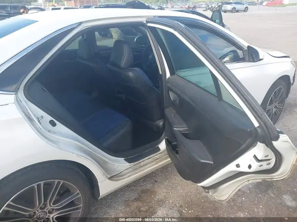 4T1BF1FK7GU164558 2016 TOYOTA CAMRY - Image 8