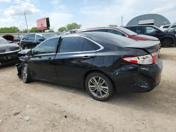 4T1BF1FK7GU175205 2016 TOYOTA CAMRY - Image 2