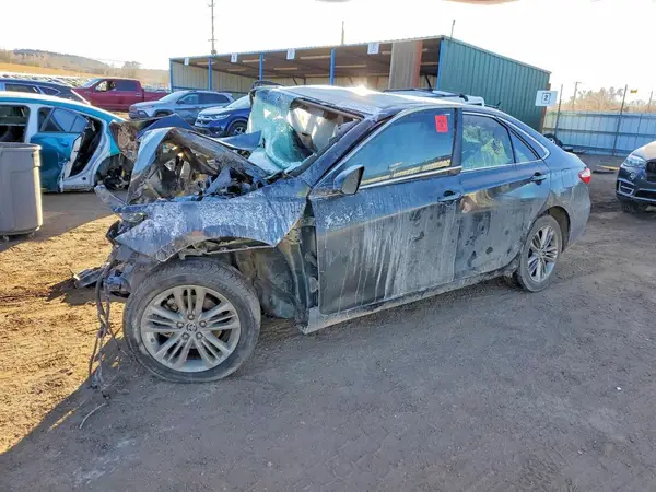 4T1BF1FK7GU175463 2016 TOYOTA CAMRY - Image 1