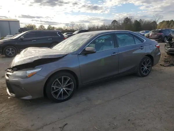 4T1BF1FK7GU176984 2016 TOYOTA CAMRY - Image 1