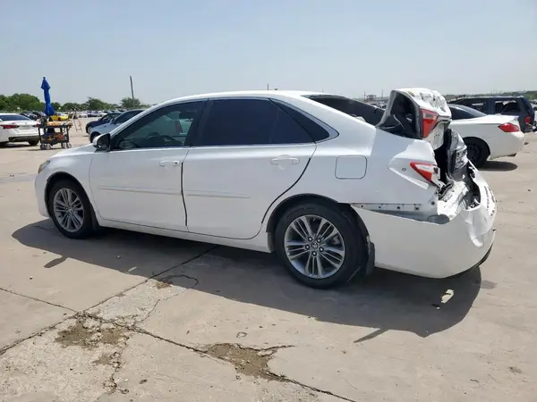 4T1BF1FK7GU184292 2016 TOYOTA CAMRY - Image 2