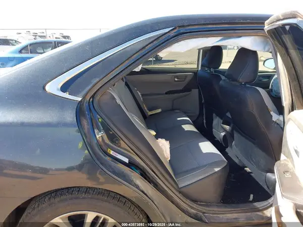 4T1BF1FK7GU184602 2016 TOYOTA CAMRY - Image 8