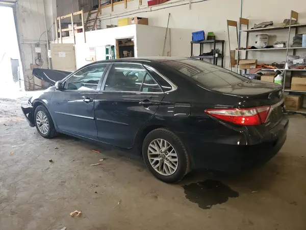 4T1BF1FK7GU187564 2016 TOYOTA CAMRY - Image 2