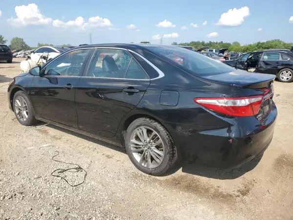 4T1BF1FK7GU187936 2016 TOYOTA CAMRY - Image 2