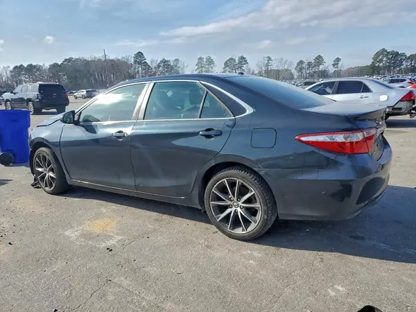 4T1BF1FK7GU189010 2016 TOYOTA CAMRY - Image 2