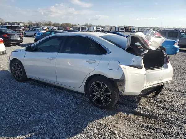4T1BF1FK7GU189895 2016 TOYOTA CAMRY - Image 2