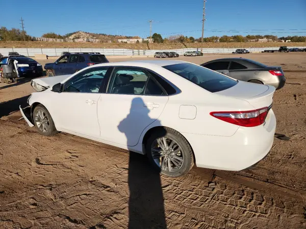 4T1BF1FK7GU190304 2016 TOYOTA CAMRY - Image 2