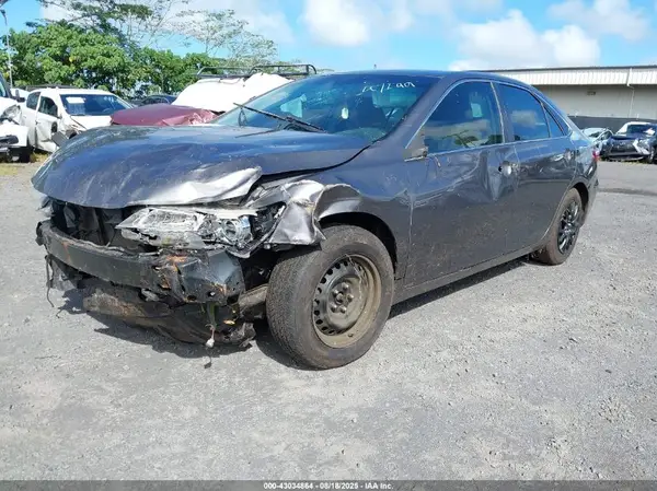 4T1BF1FK7GU198001 2016 TOYOTA CAMRY - Image 2