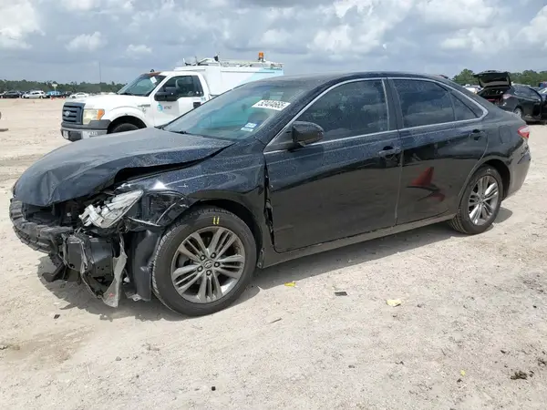 4T1BF1FK7GU212494 2016 TOYOTA CAMRY - Image 1