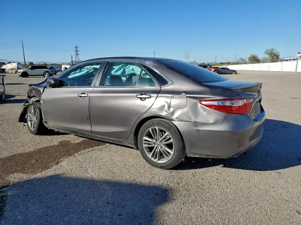 4T1BF1FK7GU213466 2016 TOYOTA CAMRY - Image 2