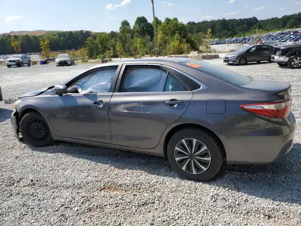 4T1BF1FK7GU213824 2016 TOYOTA CAMRY - Image 2
