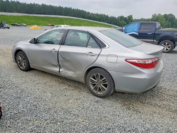 4T1BF1FK7GU215458 2016 TOYOTA CAMRY - Image 2