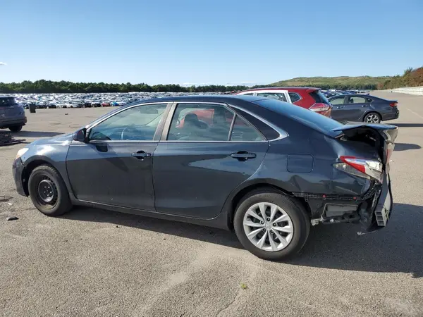 4T1BF1FK7GU215685 2016 TOYOTA CAMRY - Image 2
