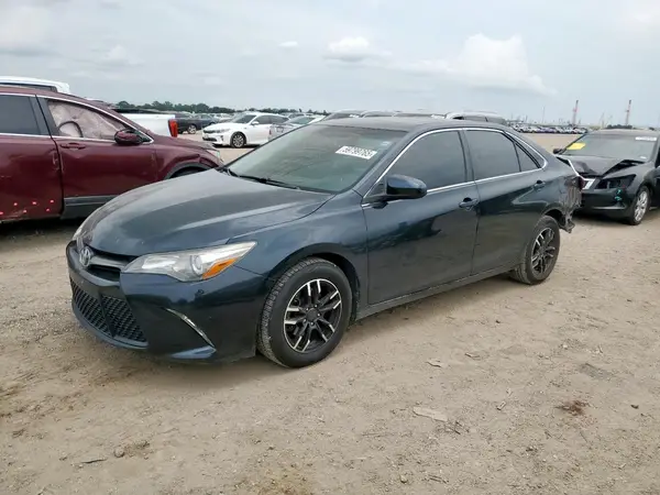 4T1BF1FK7GU217257 2016 TOYOTA CAMRY - Image 1