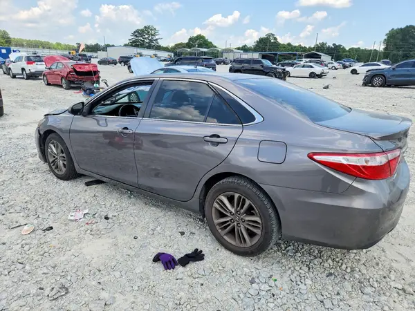 4T1BF1FK7GU218487 2016 TOYOTA CAMRY - Image 2
