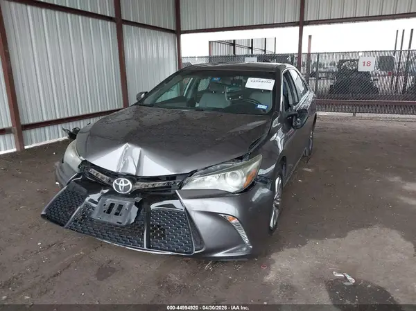 4T1BF1FK7GU219171 2016 TOYOTA CAMRY - Image 2