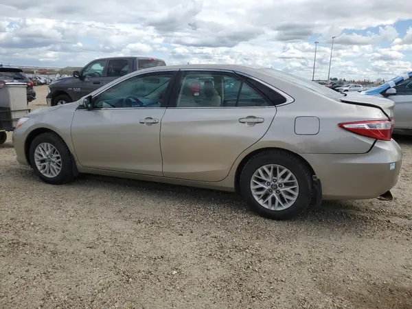 4T1BF1FK7GU220403 2016 TOYOTA CAMRY - Image 2