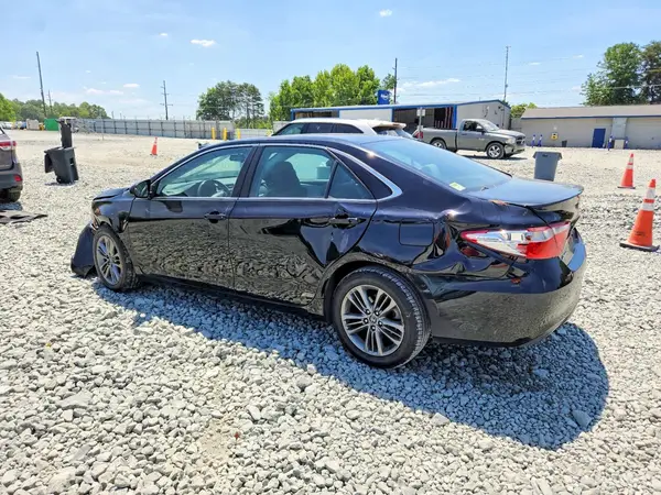 4T1BF1FK7GU220658 2016 TOYOTA CAMRY - Image 2