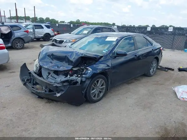 4T1BF1FK7GU221941 2016 TOYOTA CAMRY - Image 2