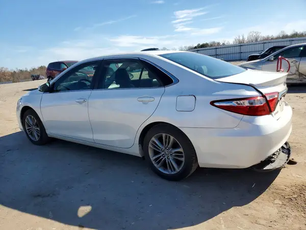 4T1BF1FK7GU223415 2016 TOYOTA CAMRY - Image 2