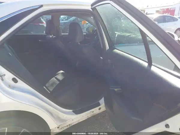 4T1BF1FK7GU226055 2016 TOYOTA CAMRY - Image 8