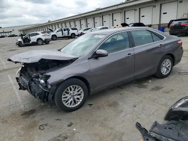 4T1BF1FK7GU230056 2016 TOYOTA CAMRY - Image 1