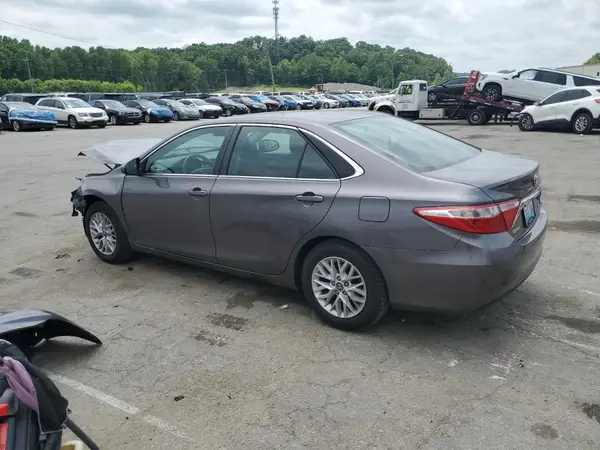 4T1BF1FK7GU230056 2016 TOYOTA CAMRY - Image 2