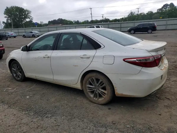 4T1BF1FK7GU230560 2016 TOYOTA CAMRY - Image 2