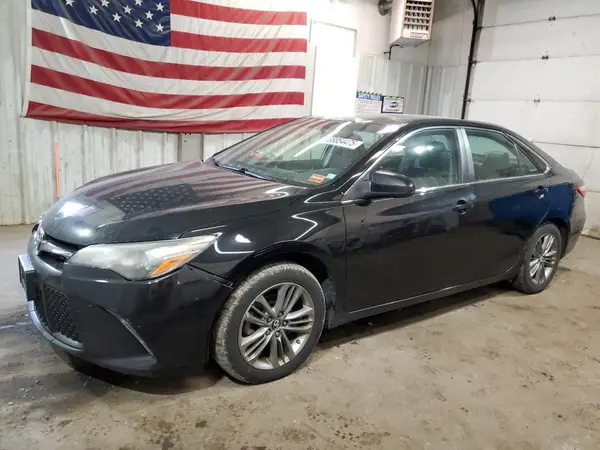 4T1BF1FK7GU233524 2016 TOYOTA CAMRY - Image 1