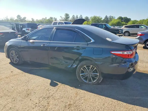 4T1BF1FK7GU234592 2016 TOYOTA CAMRY - Image 2