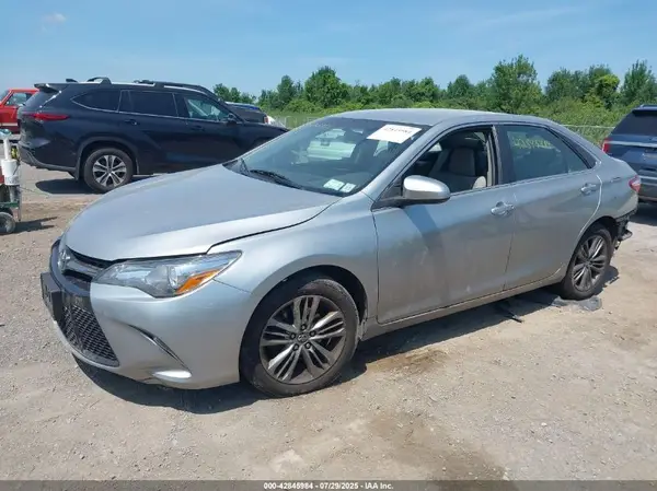 4T1BF1FK7GU236973 2016 TOYOTA CAMRY - Image 2