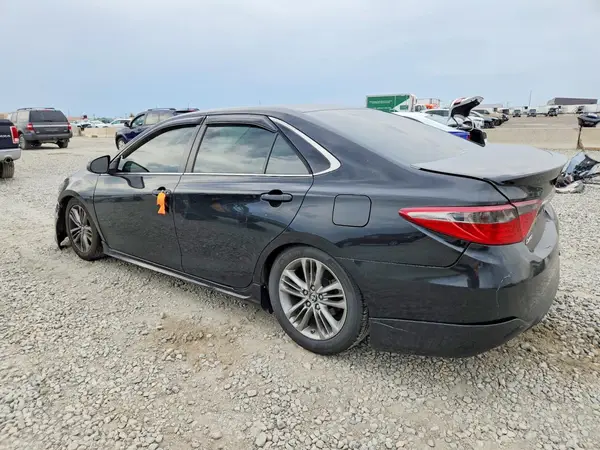 4T1BF1FK7GU238870 2016 TOYOTA CAMRY - Image 2