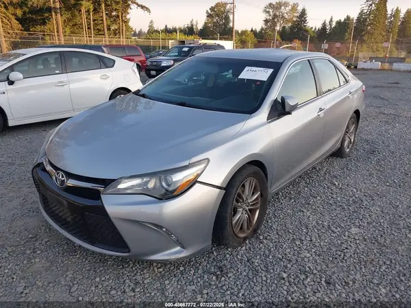 4T1BF1FK7GU244460 2016 TOYOTA CAMRY - Image 2